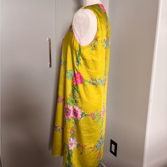 Julie Brown Green Floral V-Neck Sundress - Picture 3 of 12